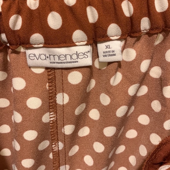 Eva Mendes NY&Co 2 Piece Outfit - Picture 8 of 10